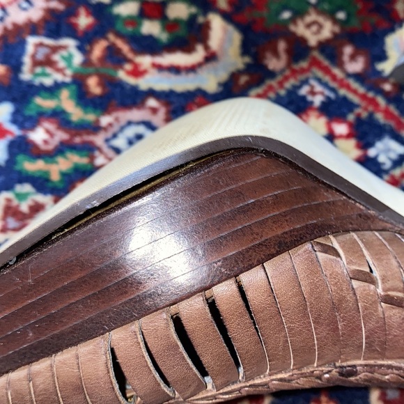 Brown leather Guess high platform peep toe heels. Size 9. Never worn - Picture 10 of 12